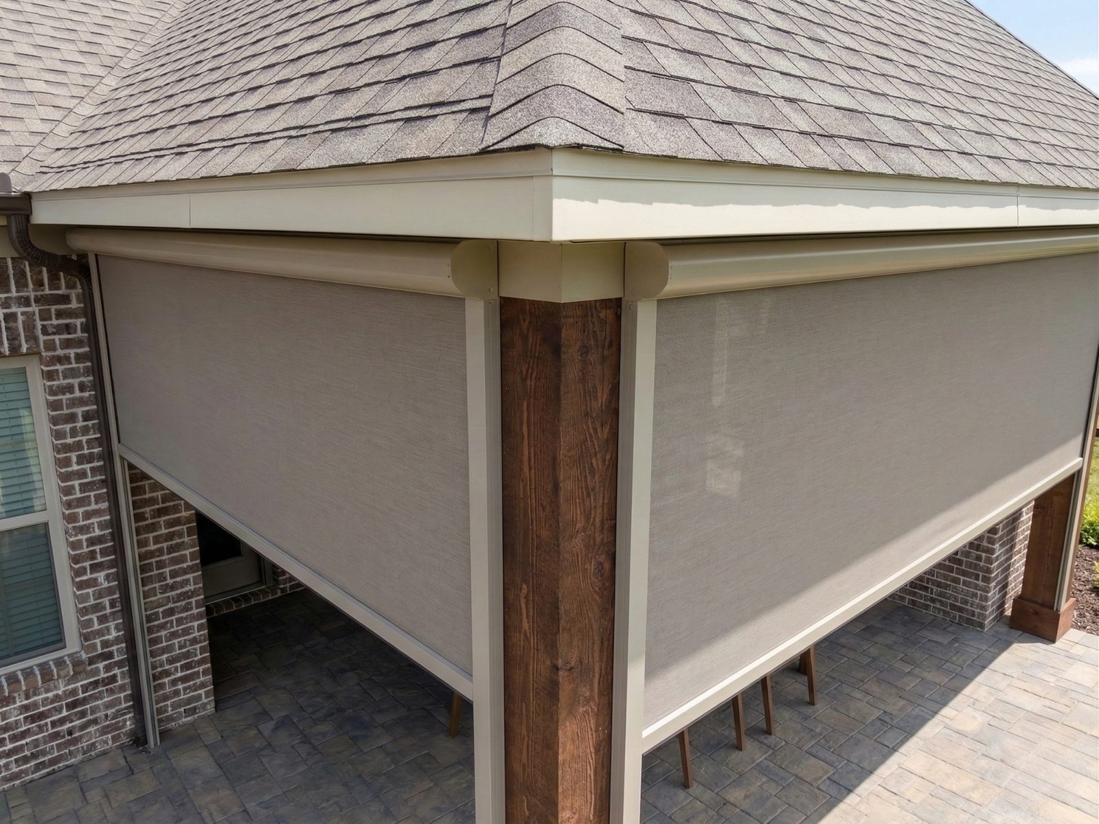 Corner patio screen installation in Flower Mound, Texas